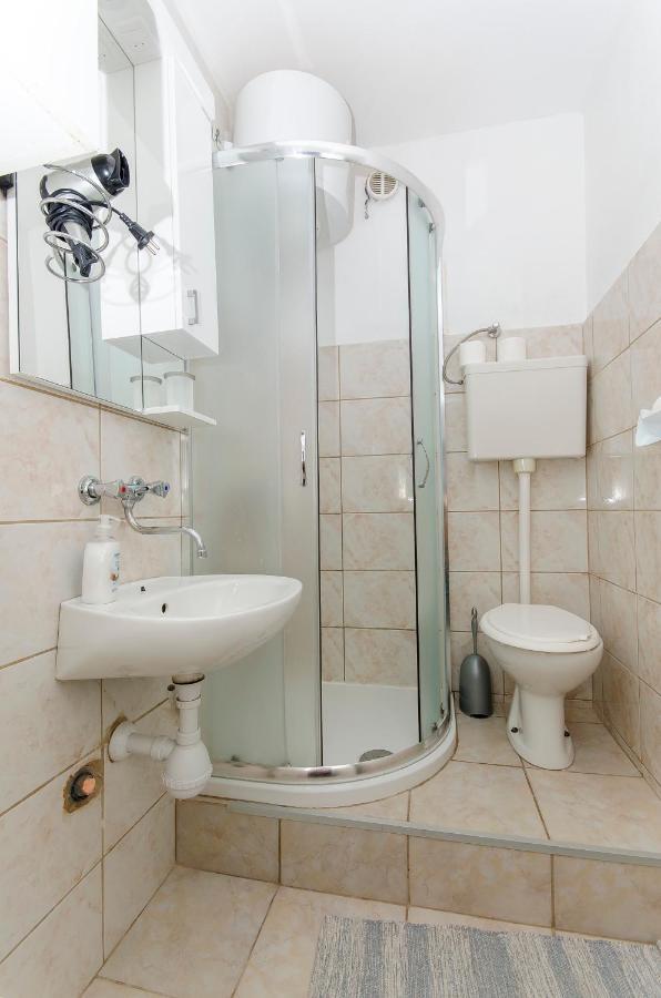 Apartments Derado Супетар Екстериор снимка