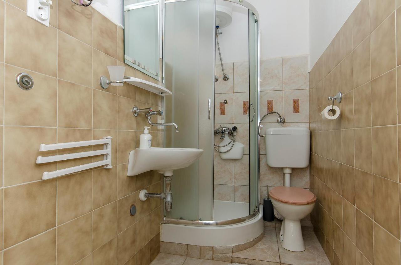 Apartments Derado Супетар Екстериор снимка