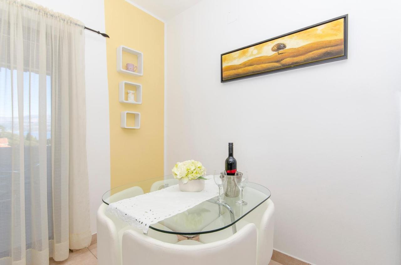 Apartments Derado Супетар Екстериор снимка