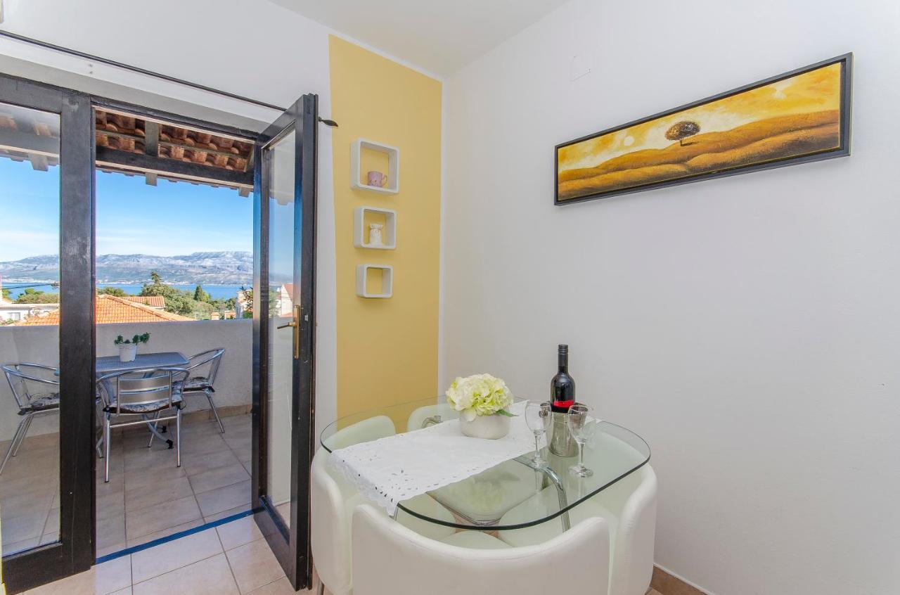 Apartments Derado Супетар Екстериор снимка