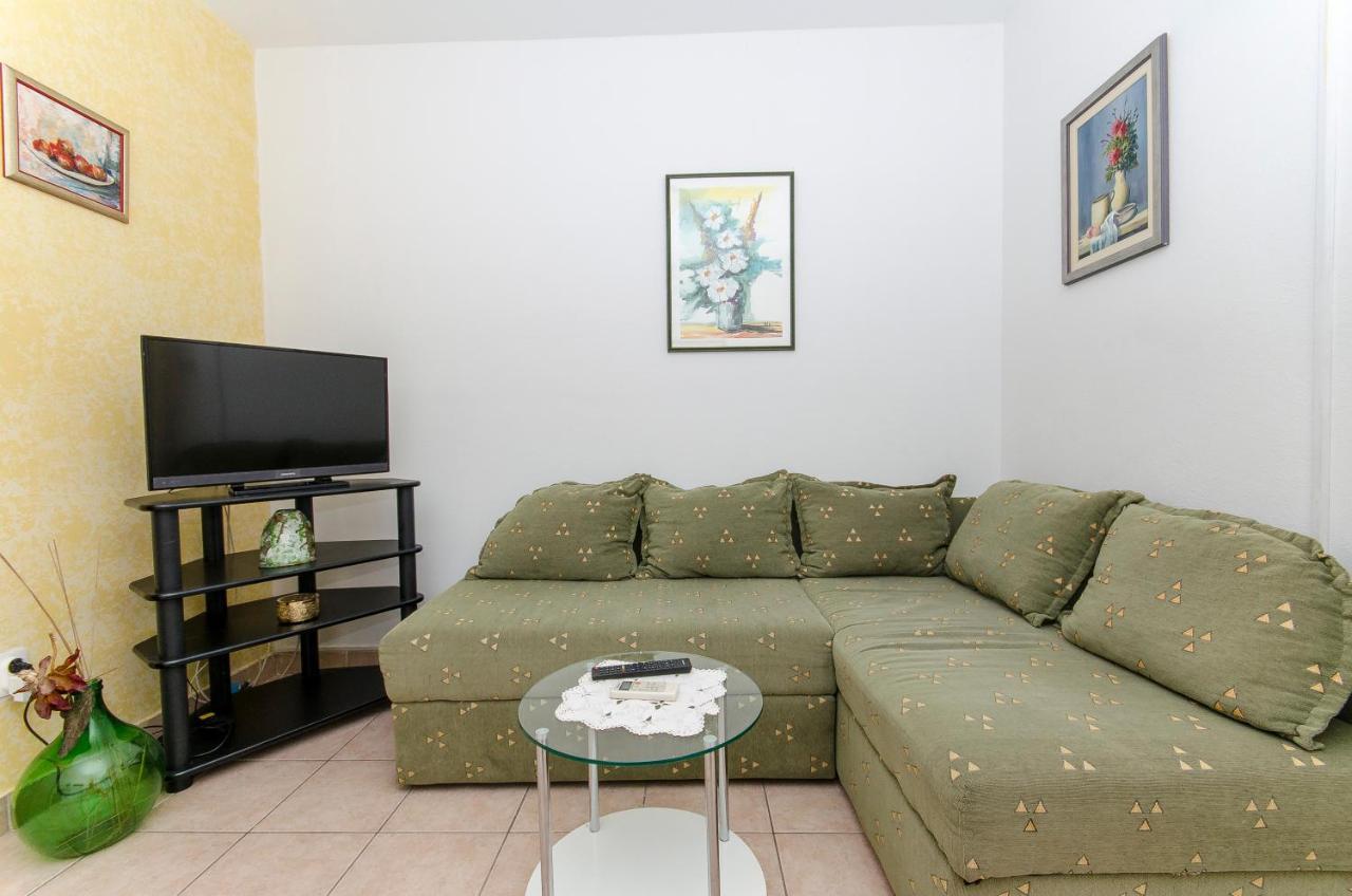 Apartments Derado Супетар Екстериор снимка